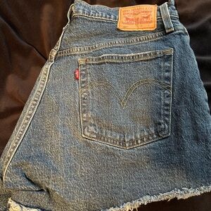 Levi's Women's Classic Blue Jean Shorts 501